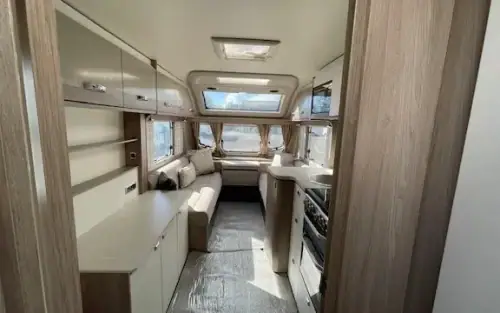 Swift Challenger 480 2025