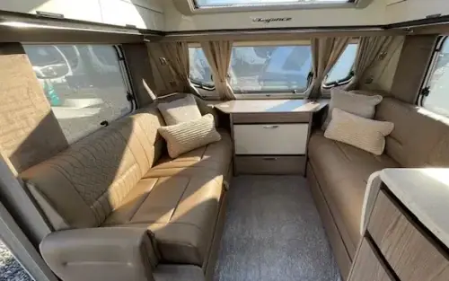 Swift Elegance Grande 780 2025