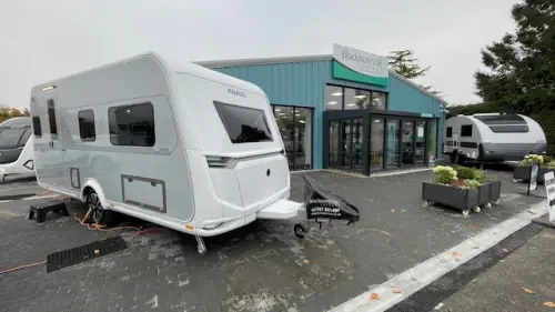 Knaus Azur 460EU 2024
