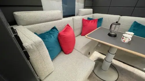 Knaus Azur 460EU 2024