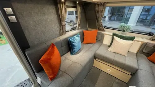 Adria Altea Dart 2025