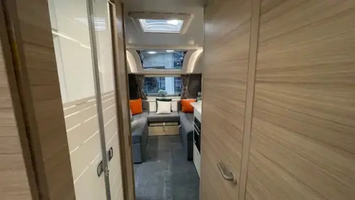 Adria Altea Dart 2025