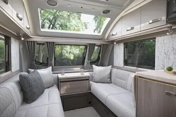 Swift Exclusive Challenger 560 2025