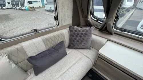 Swift Exclusive Challenger 560 2025