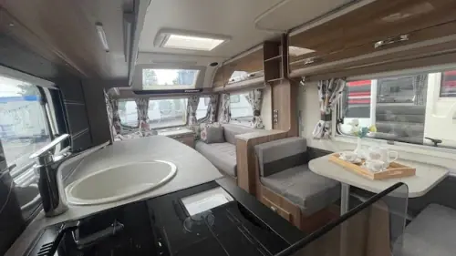 Swift Fairway 530 Platinum Edition 2018