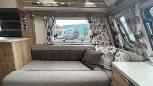 Swift Fairway 530 Platinum Edition 2018