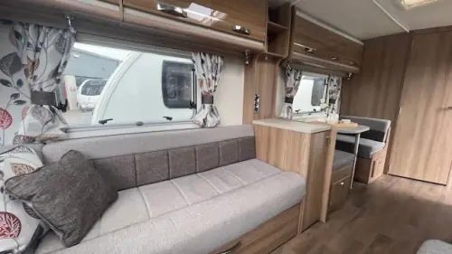 Swift Fairway 530 Platinum Edition 2018