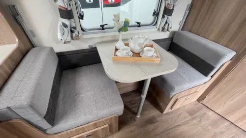 Swift Fairway 530 Platinum Edition 2018