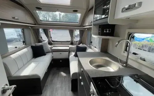 Swift Challenger 560 2026