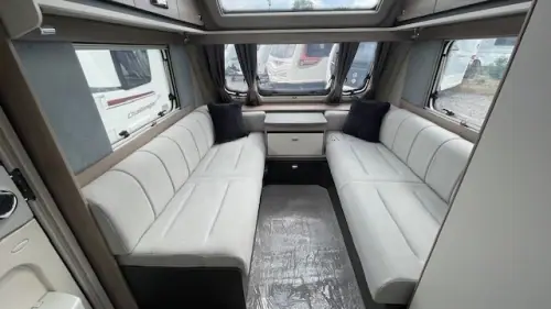 Swift Challenger 590 2026