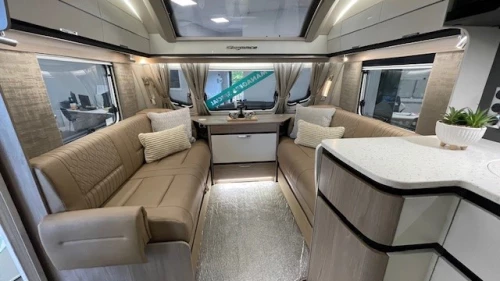 Swift Elegance Grande 780 2025