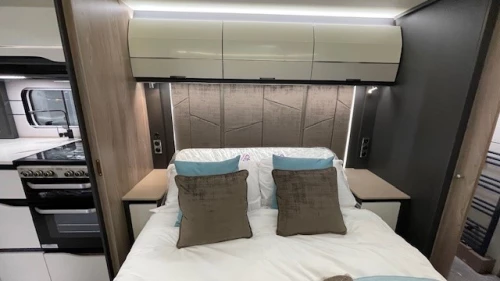 Swift Elegance Grande 780 2025