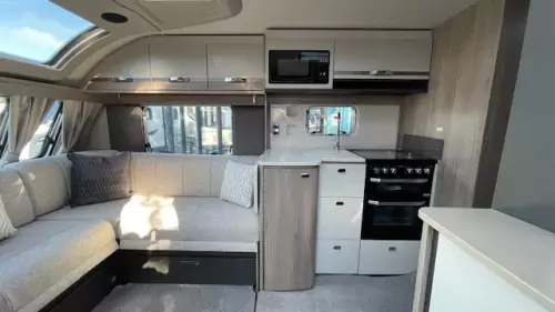 Swift Conqueror 650L Grande 2026