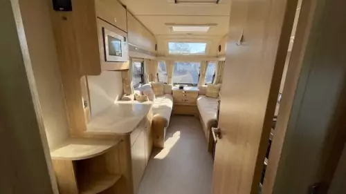 Elddis Avante 482 2017