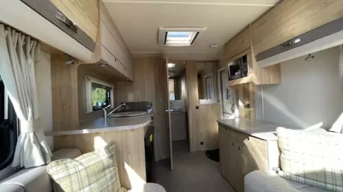 Elddis Avante 482 2017