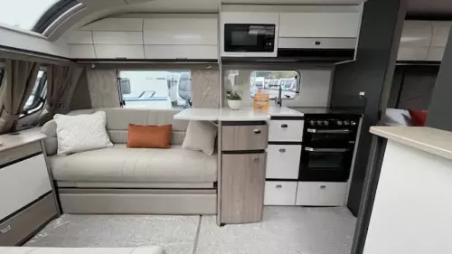 Swift Elegance 845 Grande 2026