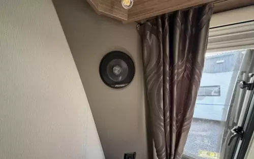 Coachman VIP 560/4 2015