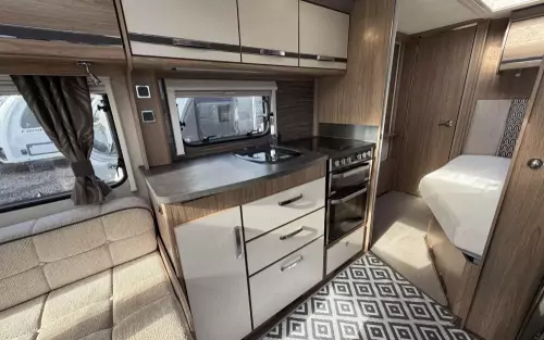 Coachman VIP 560/4 2015