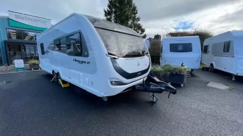 Swift Elegance 860 Grande 2026