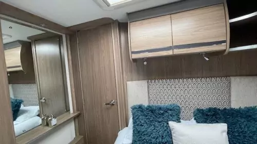 Coachman VIP 560/4 2015