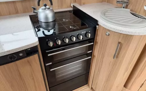 Bailey Unicorn Seville 2013