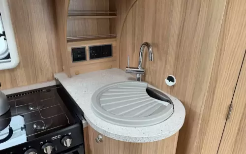 Bailey Unicorn Seville 2013