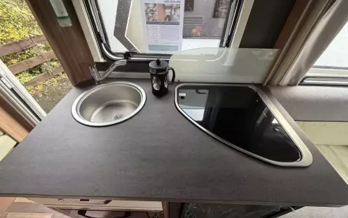 Weinsberg Caraone 400LK / UK 2024