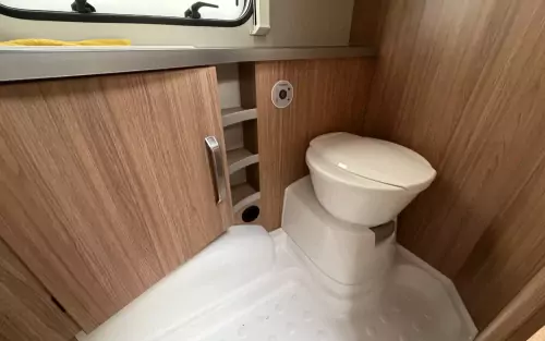 Weinsberg Caraone 400LK / UK 2024