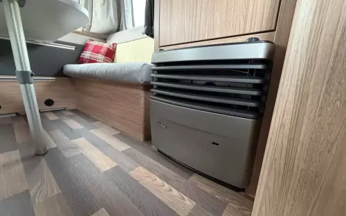 Weinsberg Caraone 400LK / UK 2024