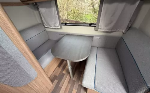 Weinsberg Caraone 400LK / UK 2025