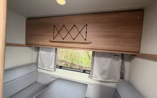 Weinsberg Caraone 400LK / UK 2025