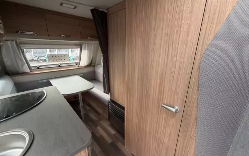 Weinsberg Caraone 400LK / UK 2025