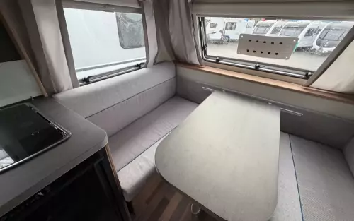 Weinsberg Caraone 400LK / UK 2025