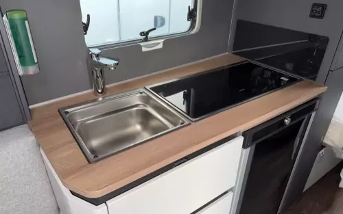 Knaus Azur 460EU 2024