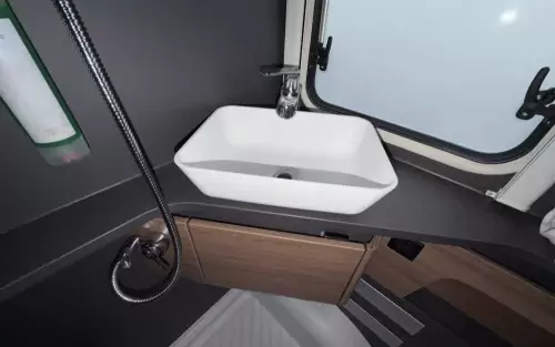 Knaus Azur 460EU 2024