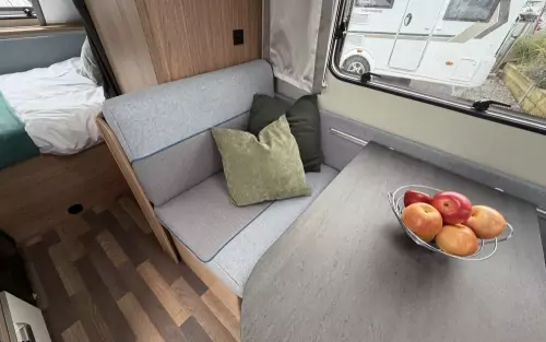 Weinsberg Caraone 390QD/GB 2025