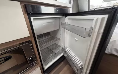 Weinsberg Caraone 390QD/GB 2025