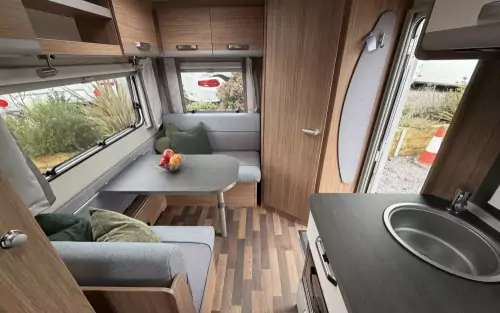 Weinsberg Caraone 390QD/GB 2025