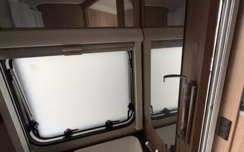 Weinsberg Caraone 390QD/GB 2025