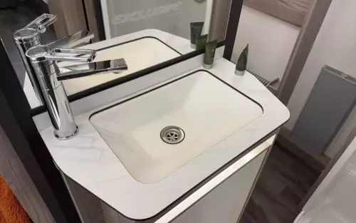 Swift Exclusive Challenger 560 2025