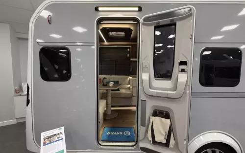 Knaus Azur 460EU 2024