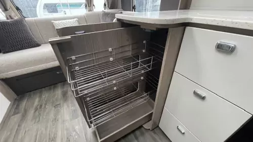 Swift Conqueror 560L Grande 2026