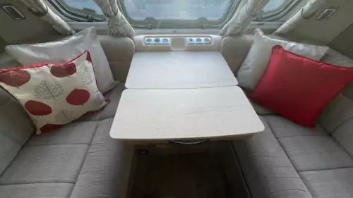 Swift Elegance 565 2017