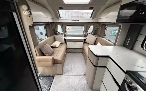 Swift Elegance Grande 780 2025