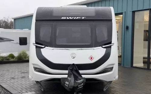 Swift Elegance Grande 780 2025
