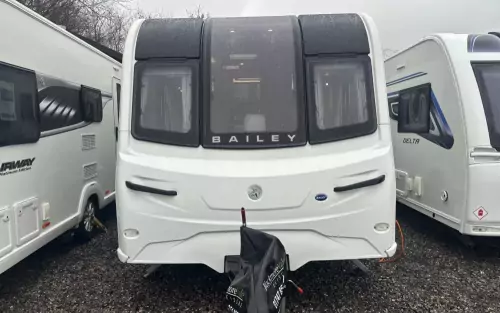 Bailey Unicorn Cabrera Black Edition 2021