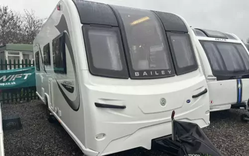 Bailey Unicorn Cabrera Black Edition 2021