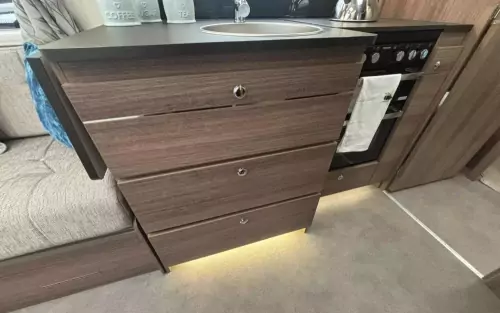 Bailey Unicorn Cabrera Black Edition 2021