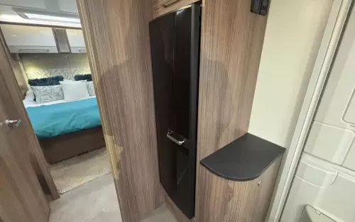 Bailey Unicorn Cabrera Black Edition 2021