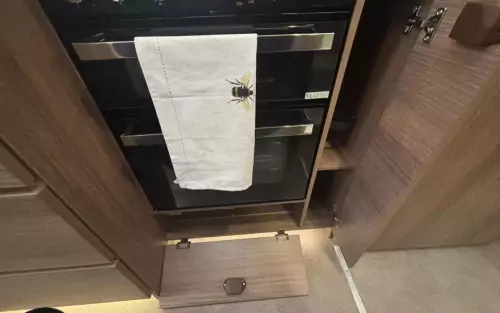 Bailey Unicorn Cabrera Black Edition 2021